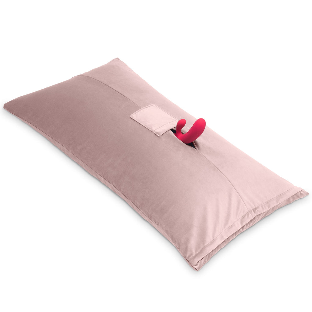 Humphrey Toy Mount Pillow